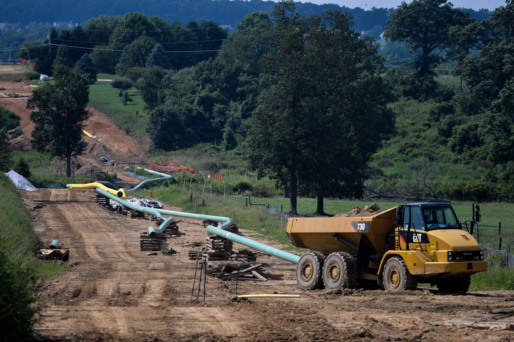 Pipeline Company Energy Transfer To Buy Crestwood In $7.1 Billion Deal