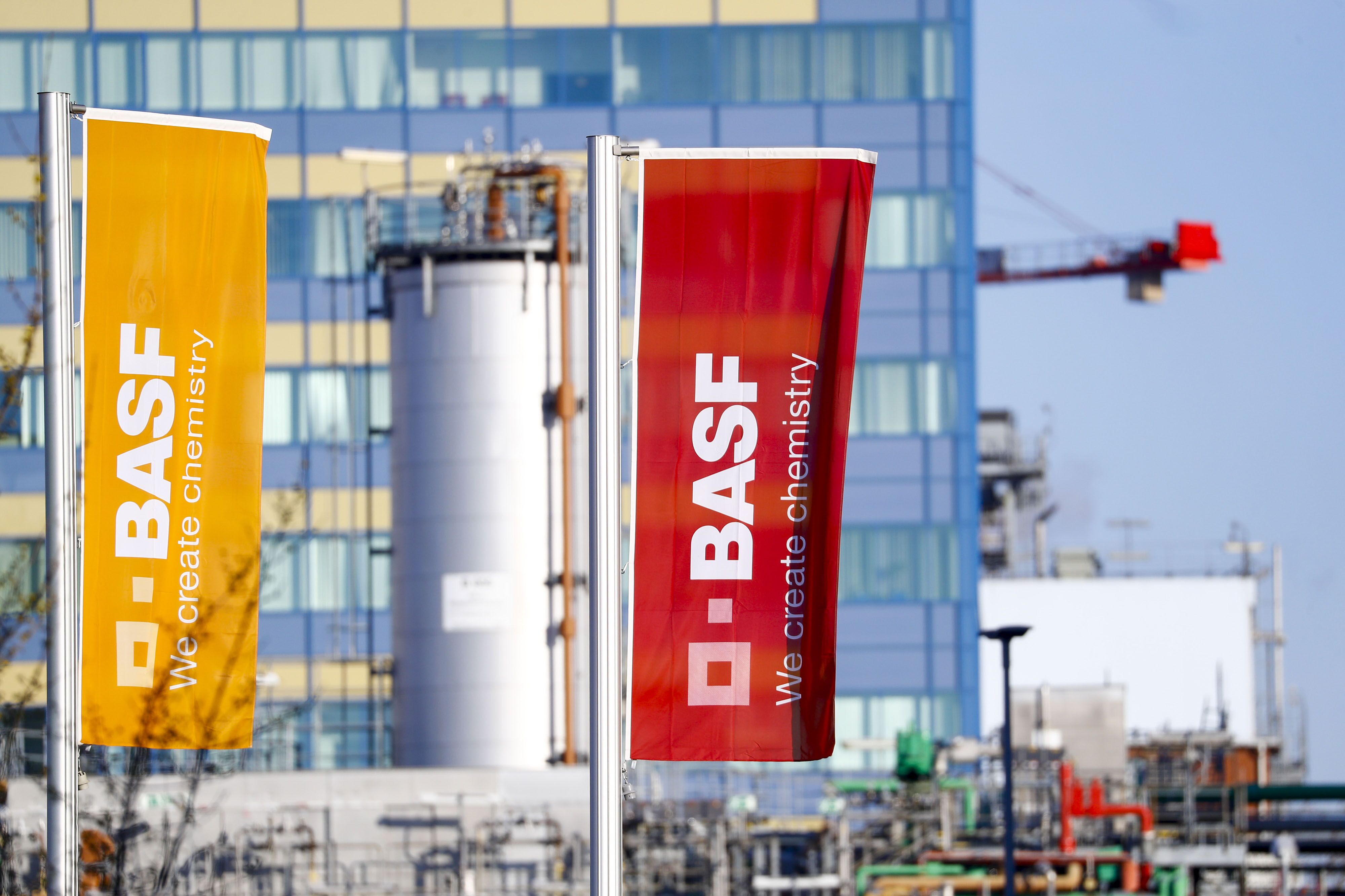 BASF Earnings Crater as Higher Energy Costs Drag Down Output