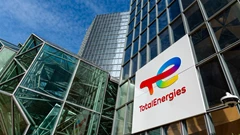 TotalEnergies and Air Liquide partner to develop green hydrogen projects in the Netherlands Shutterstock 2373409381
